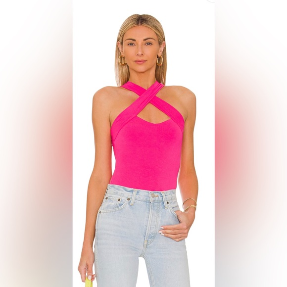 NWT REVOLVE Gene Cross Front Bodysuit in Pink
superdown 🔥Hot Item🔥 on preorder - Picture 2 of 9